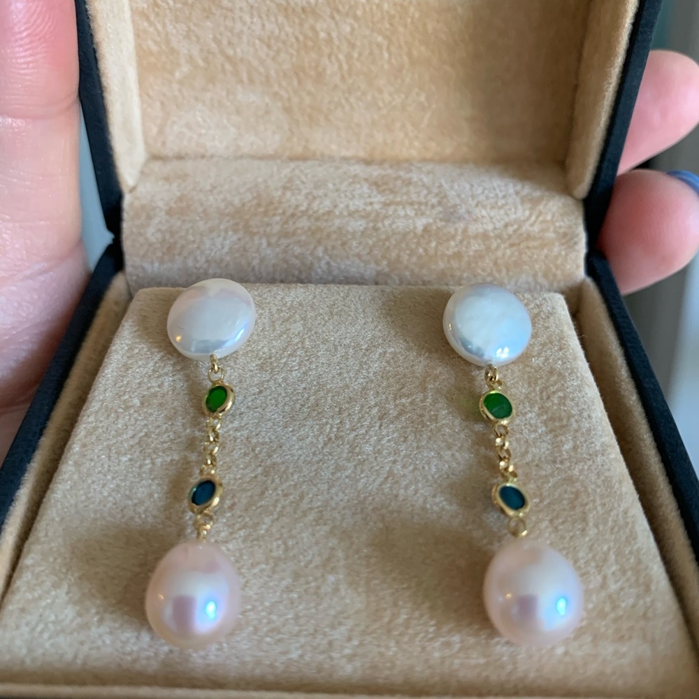 Fine jewelry 14k emerald and pearl earrings